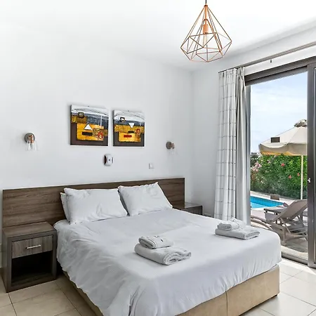Platzia Villa