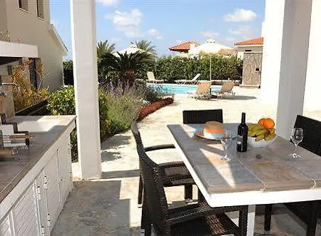Platzia Villa *