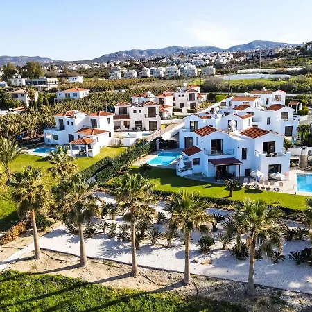 别墅 普拉特齐亚海滩别墅酒店 Paphos