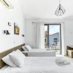 Platzia Villa *