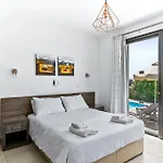 Platzia Villa